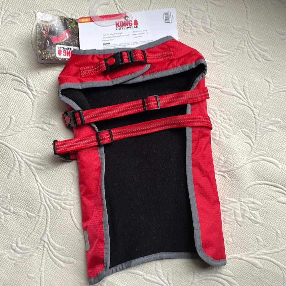 KONG Rip-Stop Dog Blanket Coat Red Small